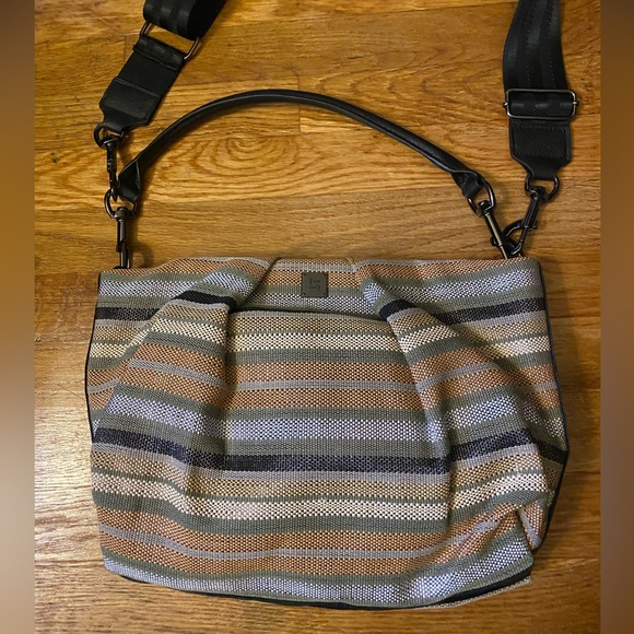 Think Royln Savannah Woven Raffia Crossbody Bag Stripe Raffia - Picture 1 of 3